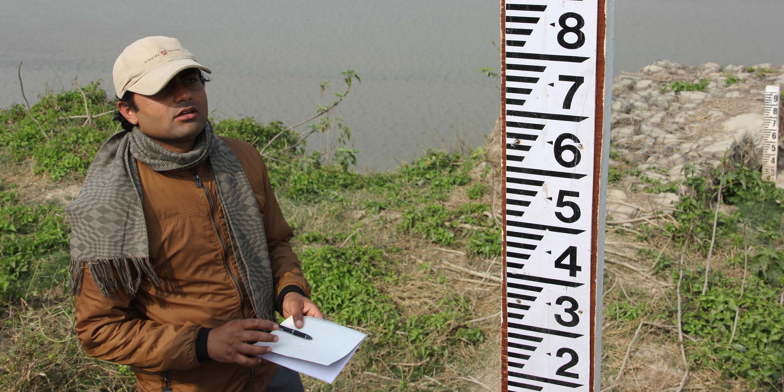 image of flood measuring height